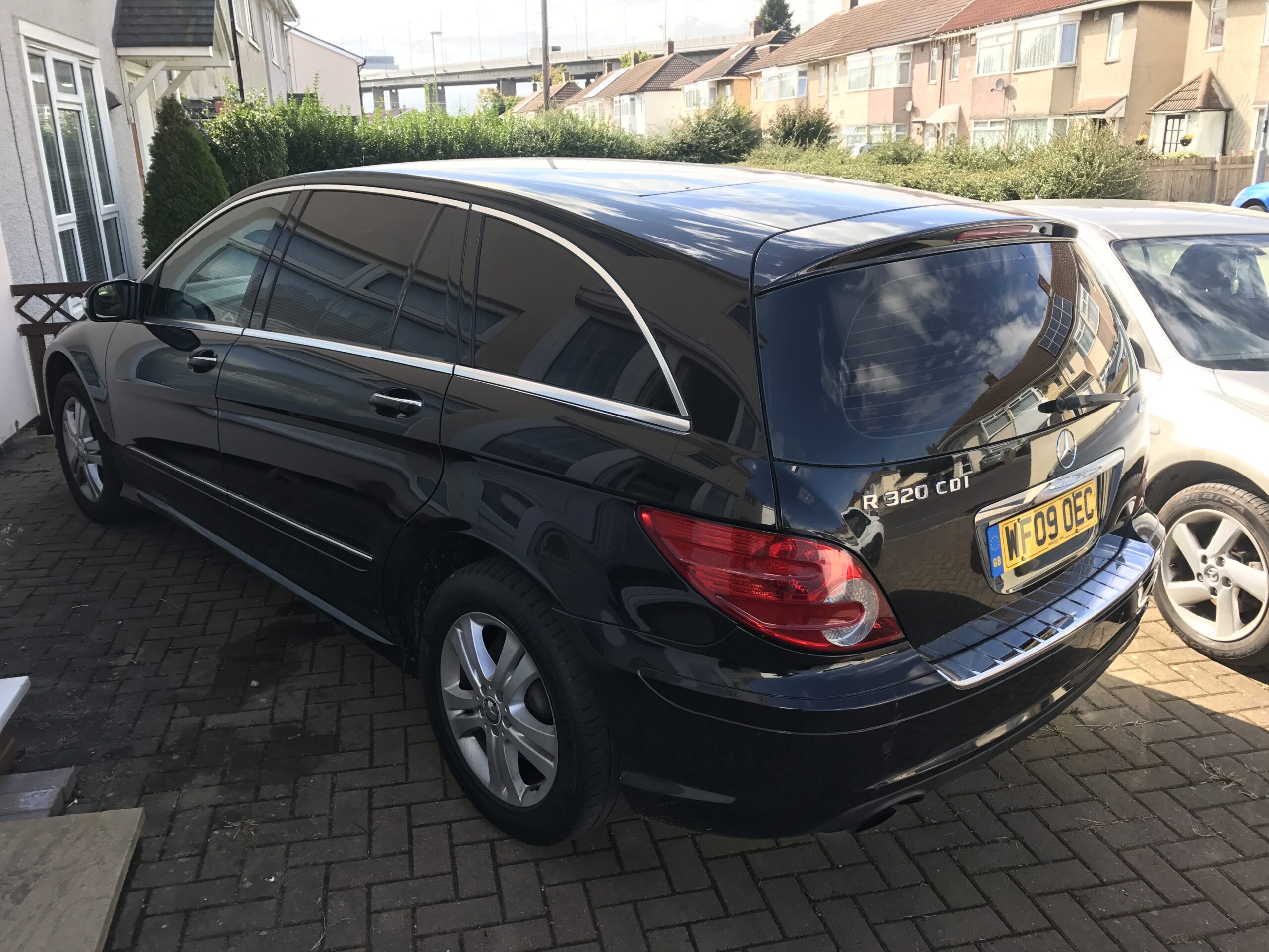 Shaftesbury window tinting - privacy tinting